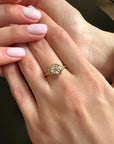 Cannelé Round Brilliant-cut Diamond Solitaire Ring