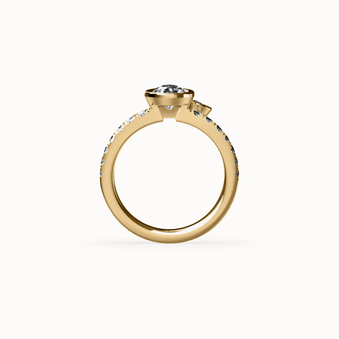 Venice Pear-cut Diamond Engagement Ring