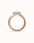 Cannelé Round Brilliant-cut Diamond Solitaire Ring