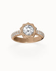 Cannelé Round-cut Diamond Engagement Ring