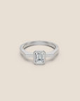 Miami bague de fiançailles diamant taille émeraude