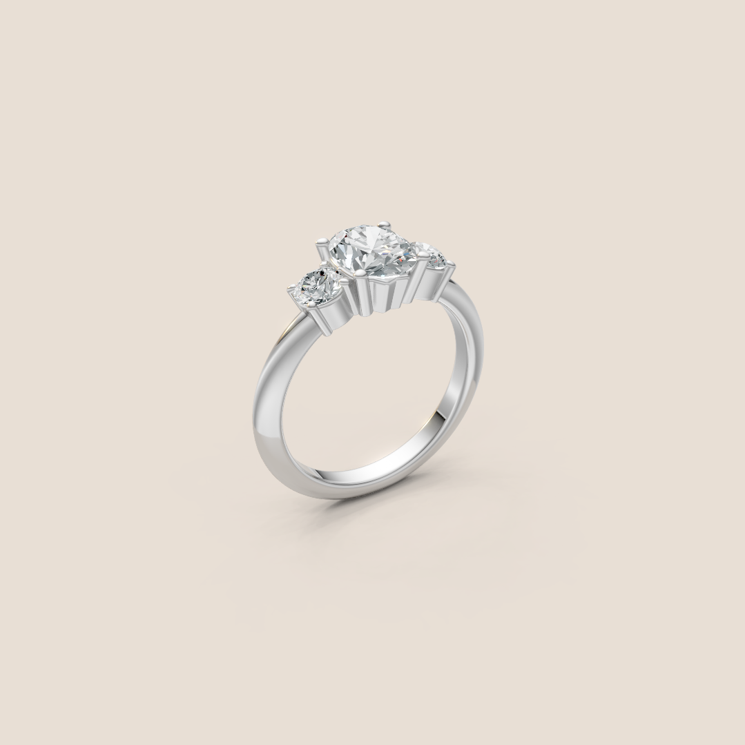 Sunkissed bague trilogie diamant taille ovale